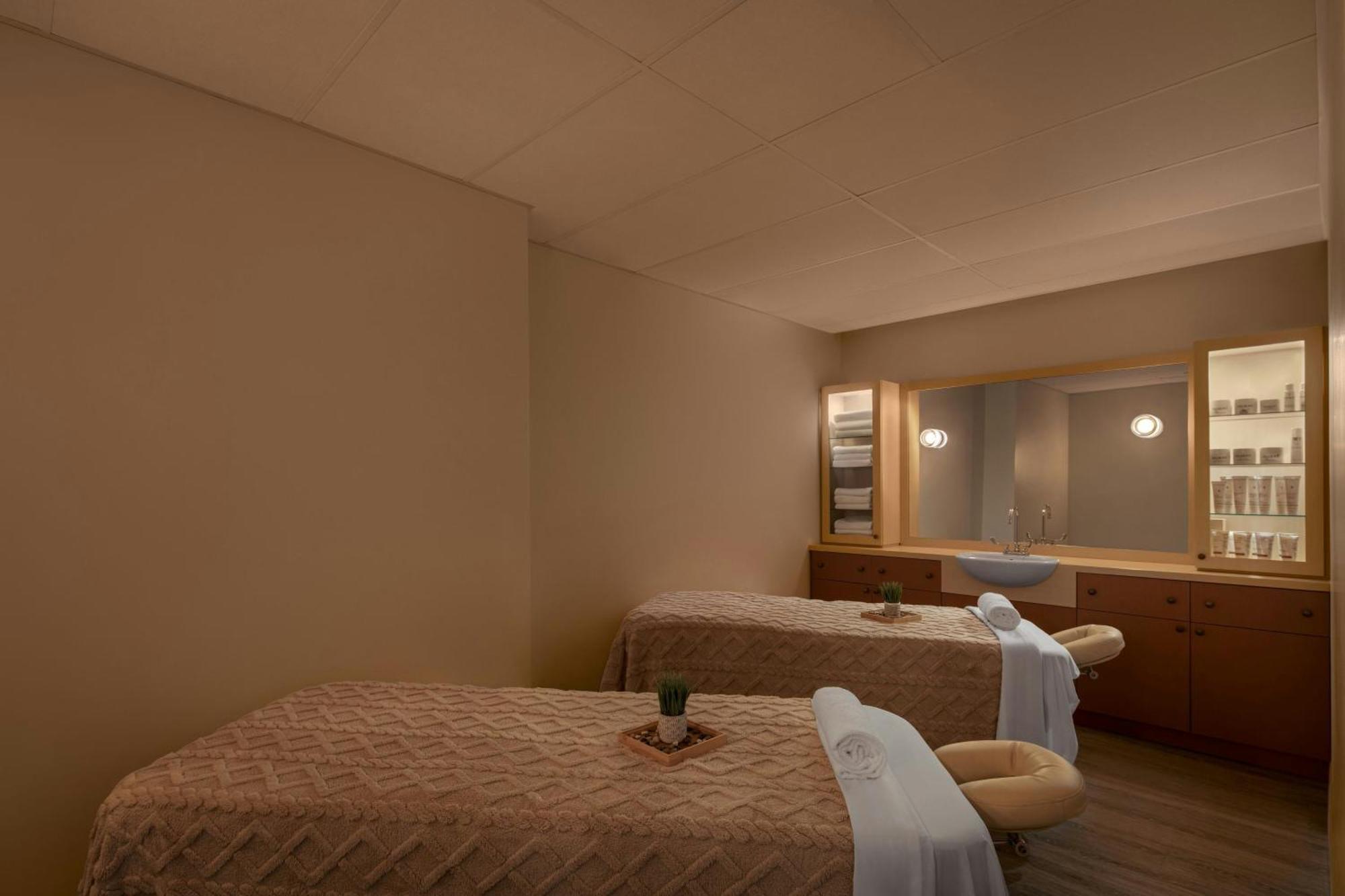 Le Westin Tremblant Hotel Монт-Тремблант Екстериор снимка